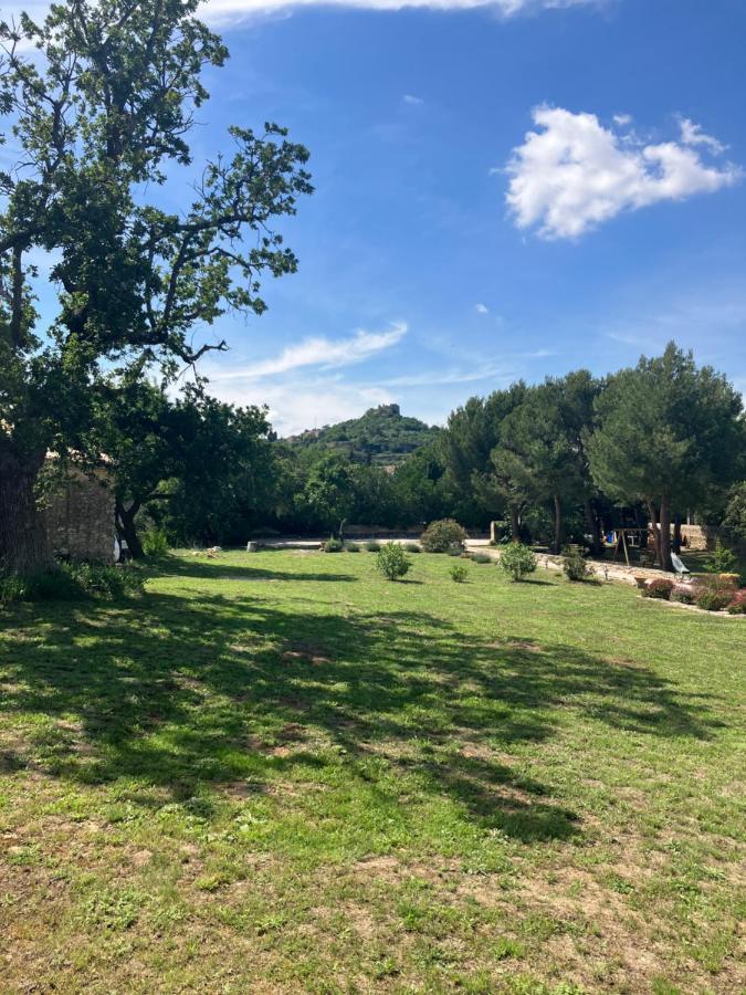 La Bastide Des Roman Vila Vernegues Exterior foto